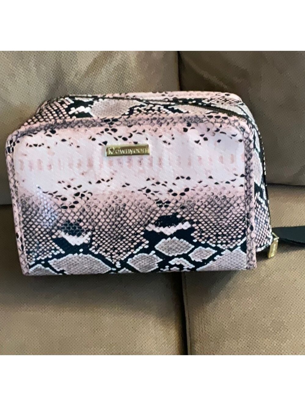 Pink Faux Snakeskin Lip Color Organizer